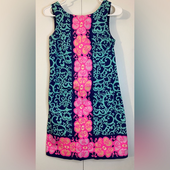 Lilly Pulitzer Dresses & Skirts - Lilly Pulitzer Delia Shift Dress Fountain Hopping Floral sz 0 Ptp15.5”-16”